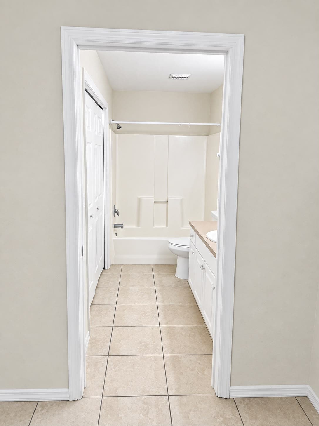 30th Street Duplex, view 5