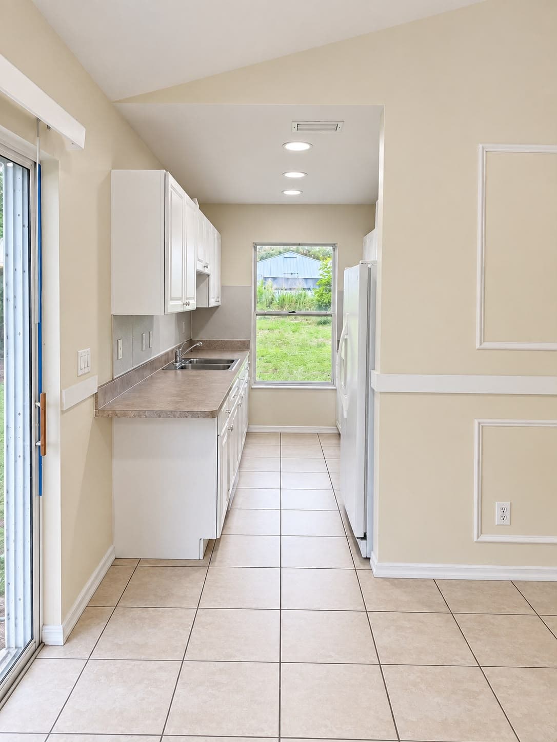 30th Street Duplex, view 11