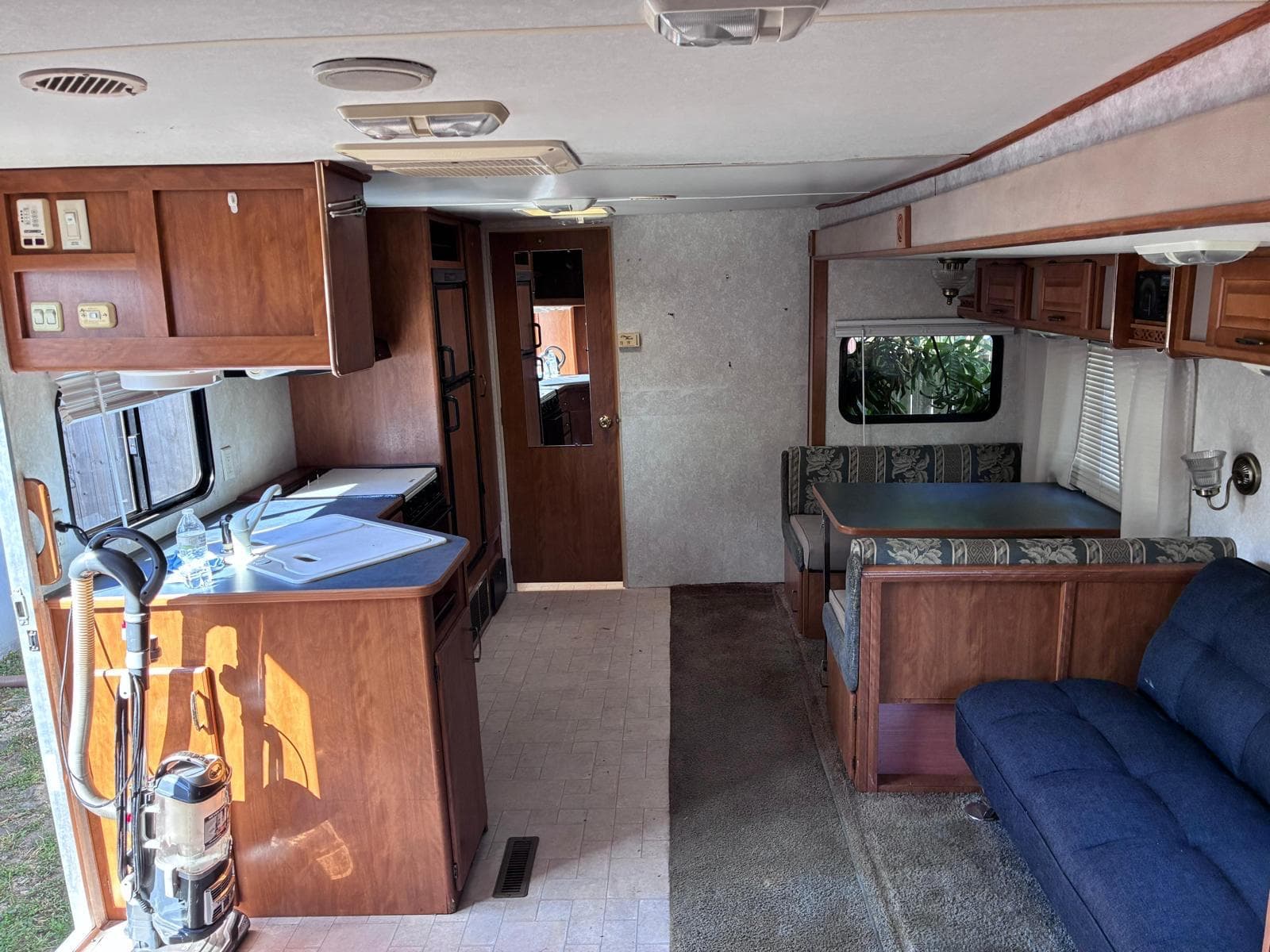 The Havilan Coach, view 11
