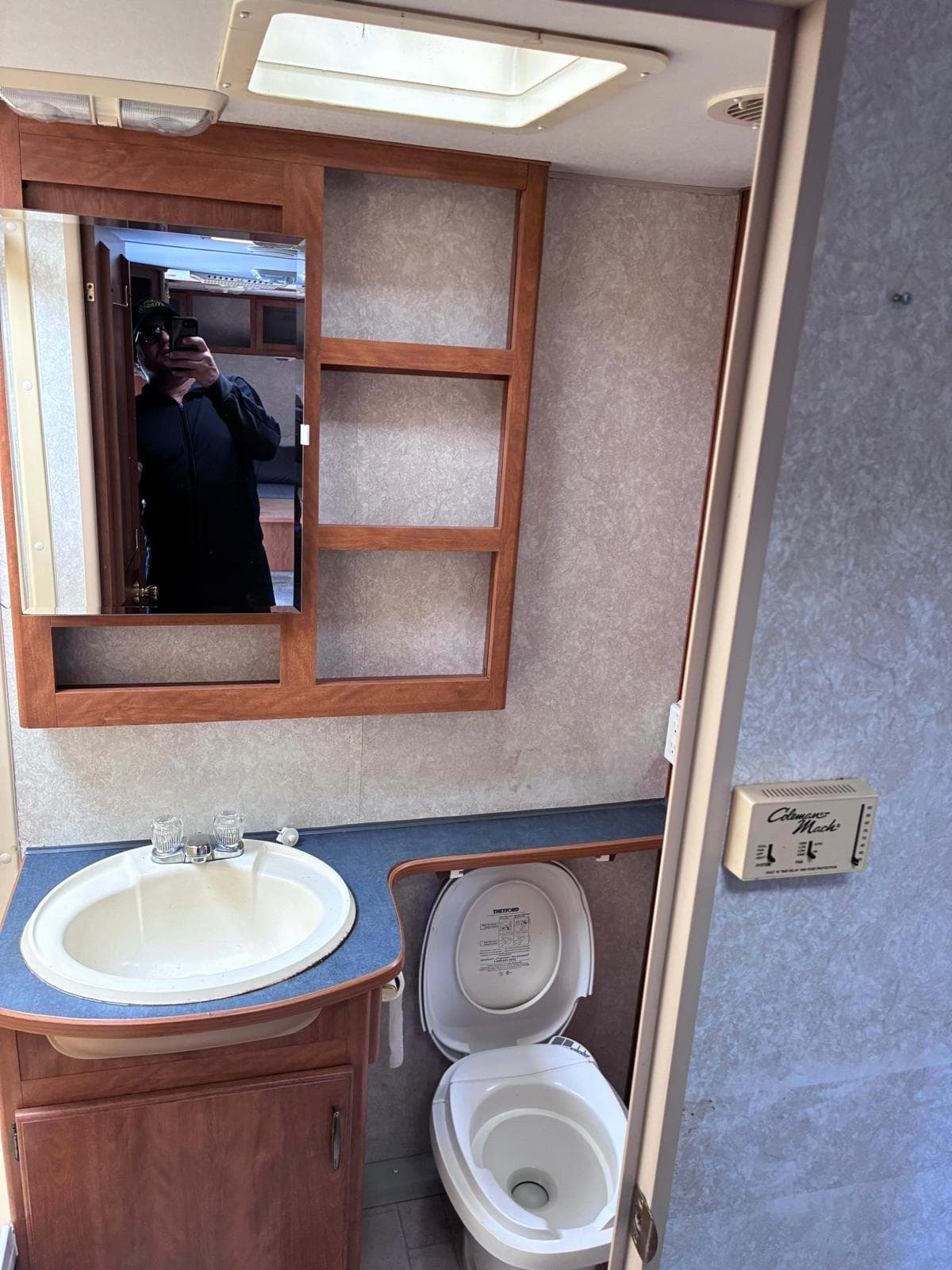 The Havilan Coach, view 12
